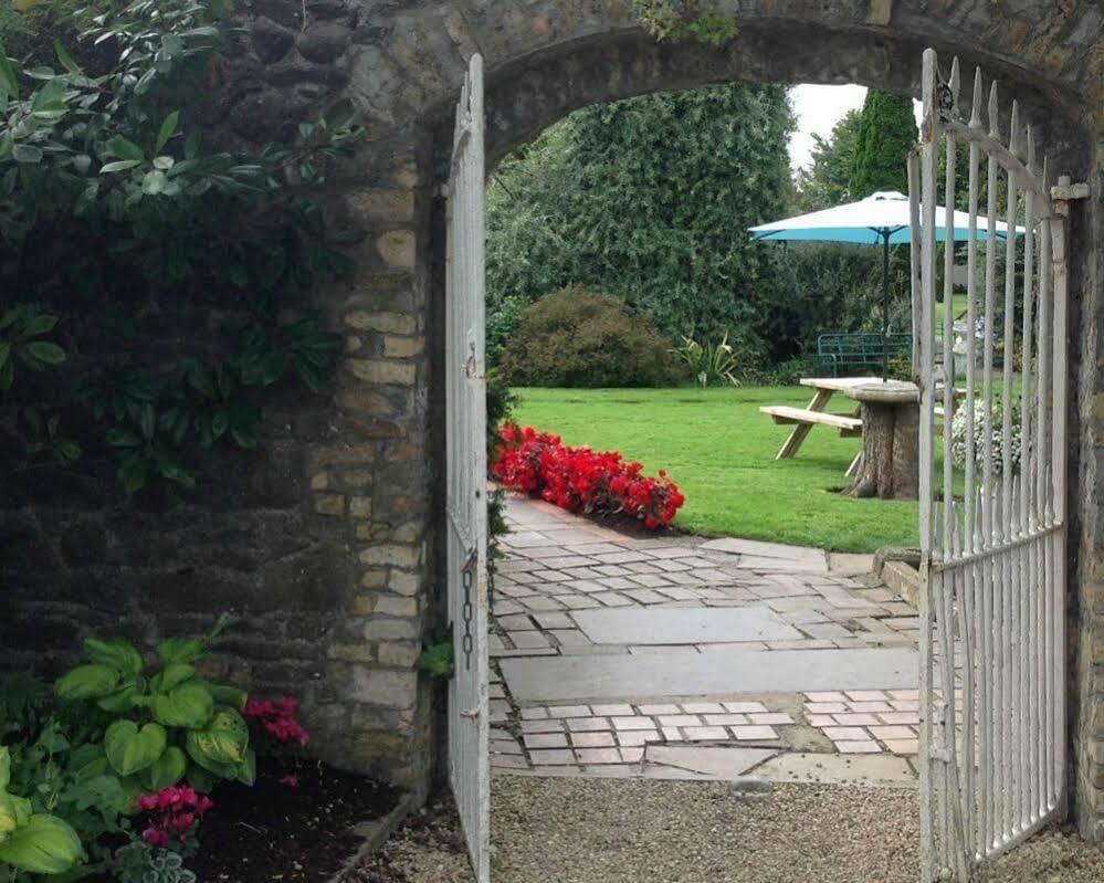 Hotel County Arms Birr Exterior foto